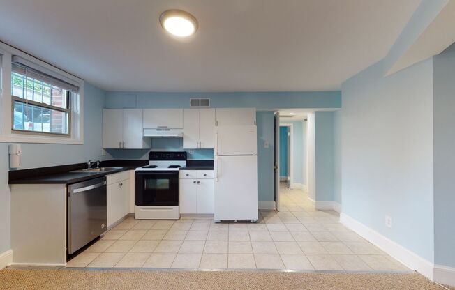 Capitol Hill One Bedroom One Bathroom in secure building! Move-in fee waived!!