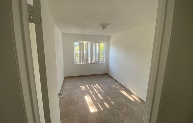 2 beds, 1.5 baths, 1,077 sqft, $2,650, Unit 104