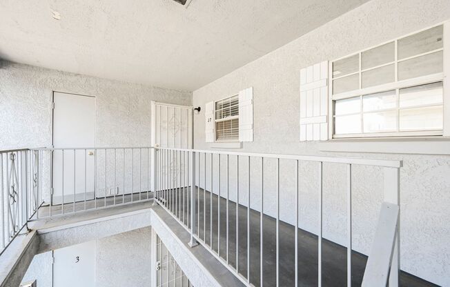 2 beds, 2 baths, $1,200