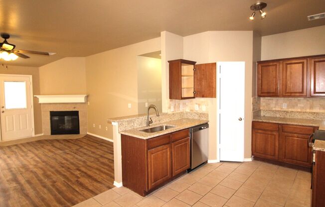 4508-10 SE 77th St