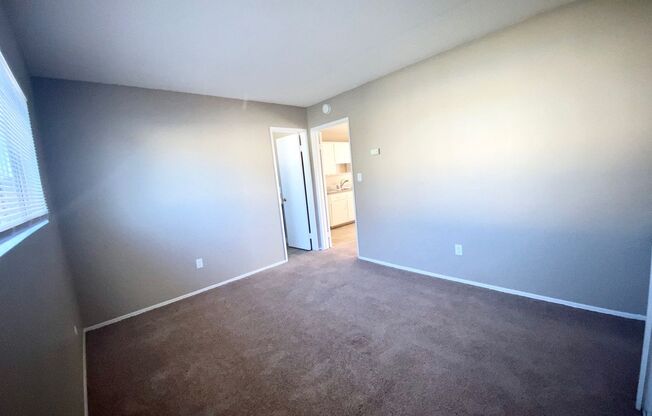 1 bed, 1 bath, 500 sqft, $1,700, Unit 11