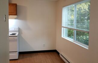 2 beds, 1 bath, 950 sqft, $1,395, Unit 3