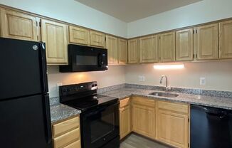 3 beds, 2 baths, 1,152 sqft, $2,200, Unit 14209 #202