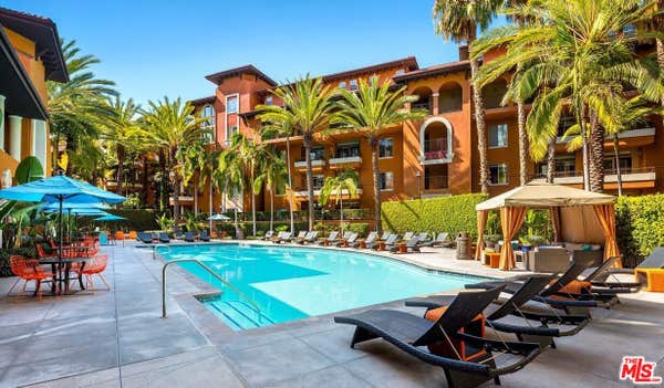 1 bed, 1 bath, 806 sqft, $3,251, Unit 5-116