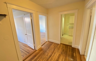 5 BARROW ST