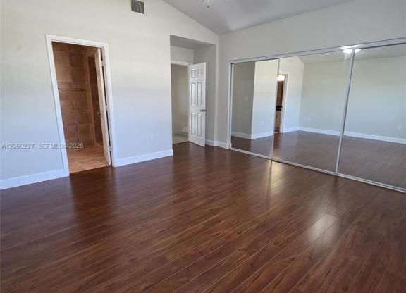 1309 NW 124 AVE