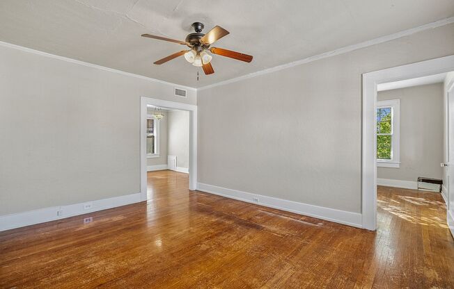 1 bed, 1 bath, 708 sqft, $838, Unit H5