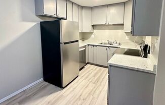 2 beds, 1 bath, 875 sqft, $1,295, Unit 705 #7