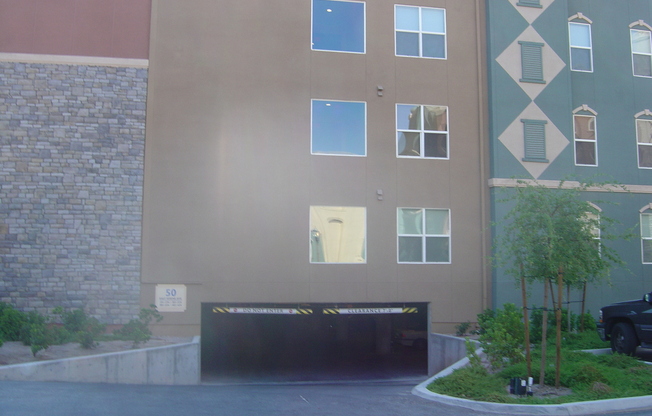 GUARD GATED MANHATTAN CONDO- 2 MASTER BEDROOMS