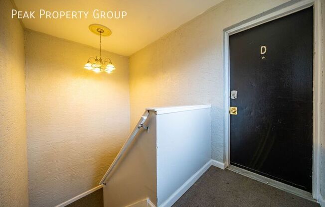 311 E JENKINS AVE
