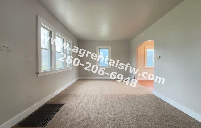 3 beds, 1 bath, $1,300