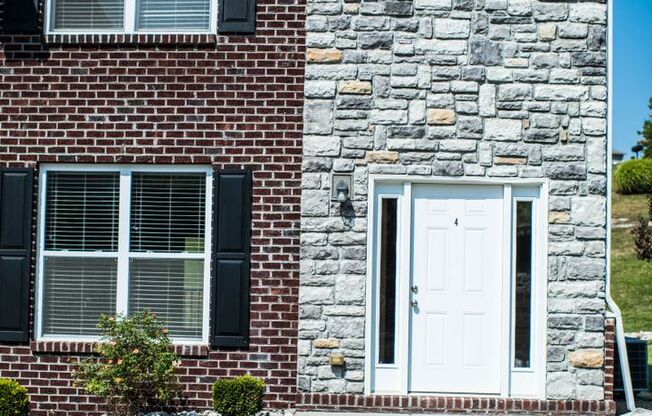 2 beds, 2.5 baths, 1,100 sqft, $1,535, Unit 480EVA1