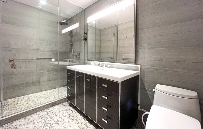 2 beds, 2 baths, 1,123 sqft, $7,300, Unit 9E