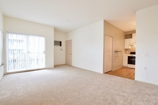 2 beds, 2 baths, 885 sqft, $2,695, Unit 312