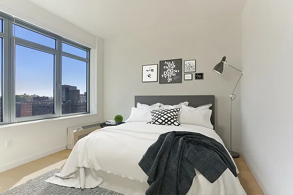 Studio, 1 bath, $5,880, Unit 11E