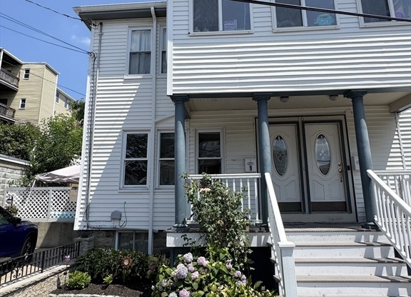 10 LAUREL TERRACE