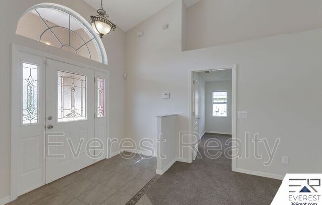 60 LANCELOT DR