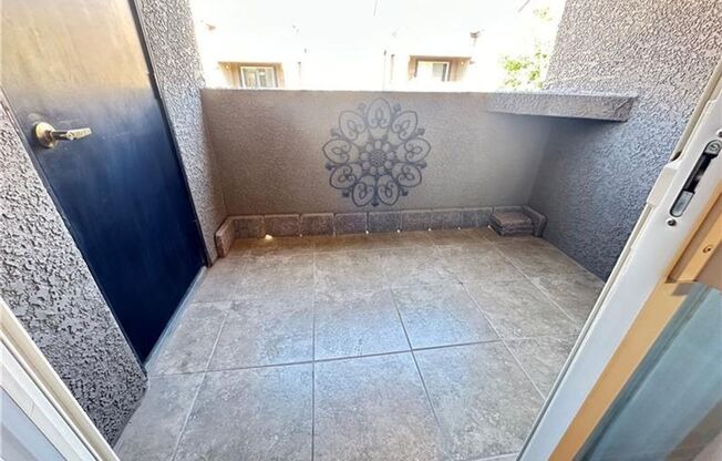 1 bed, 1 bath, $1,250, Unit #2007