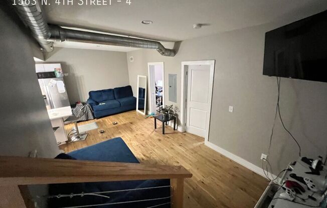 1563 N 4 ST
