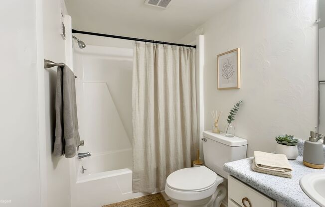 1 bed, 1 bath, 643 sqft, $1,225