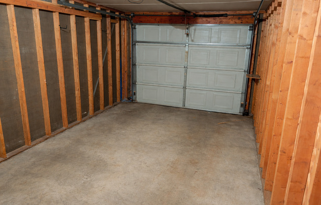 2 beds, 1 bath, 1,008 sqft, $1,175, Unit 629 - 14