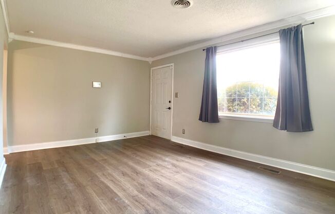 2707 Dove Ct