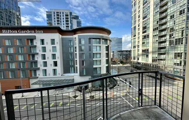 1 bed, 1 bath, 868 sqft, $2,700, Unit Unit 505