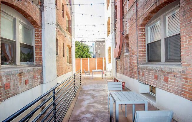 Studio, 1 bath, 275 sqft, $1,495, Unit 207