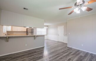 3 beds, 2 baths, $1,550