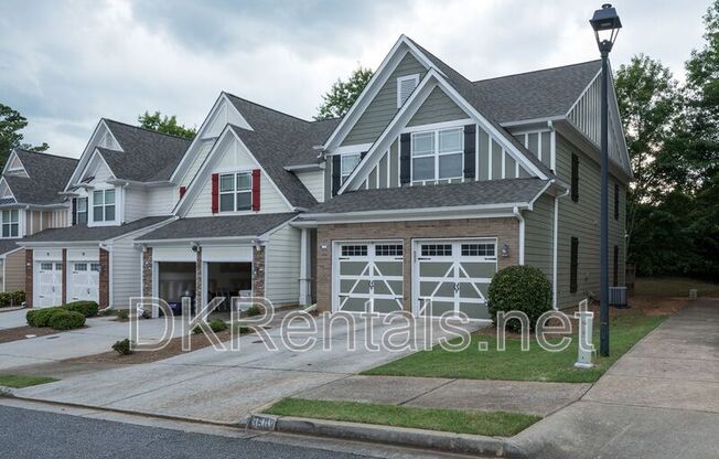 3609 SILVER BROOKE LN