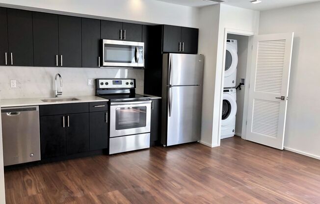 1 bed, 1 bath, 518 sqft, $1,468, Unit 313