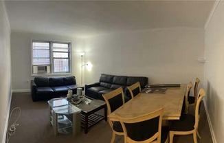 1 bed, 1 bath, 700 sqft, $1,900, Unit B5