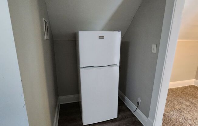 1 bed, 1 bath, 600 sqft, $850