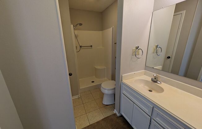 2 beds, 2 baths, $1,500