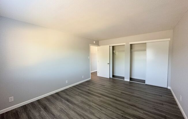 2 beds, 1 bath, 900 sqft, $1,395, Unit HOLI-10