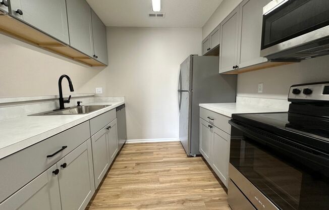 Remodeled 3 bedroom, 2 bath apartment ready to lease now!