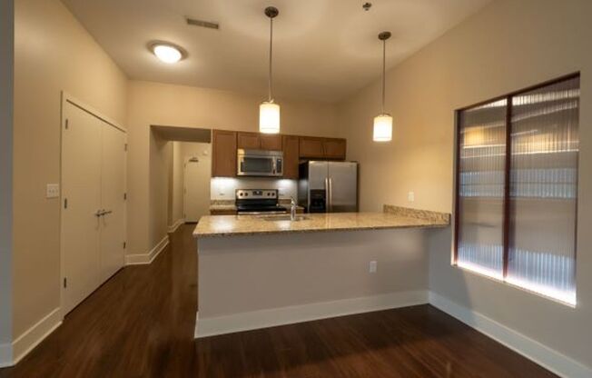 2 beds, 2 baths, 1,715 sqft, $2,080, Unit L20