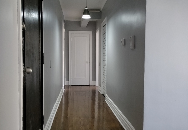 8000 S HERMITAGE AVE