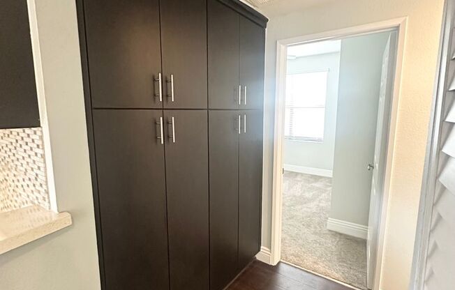 2 beds, 2 baths, 850 sqft, $2,775, Unit 215
