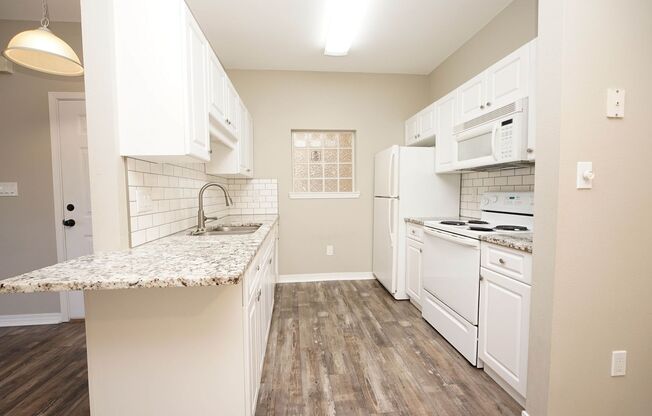 3 beds, 2 baths, $1,850, Unit UNIT 249