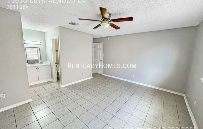 3 beds, 2 baths, $1,599