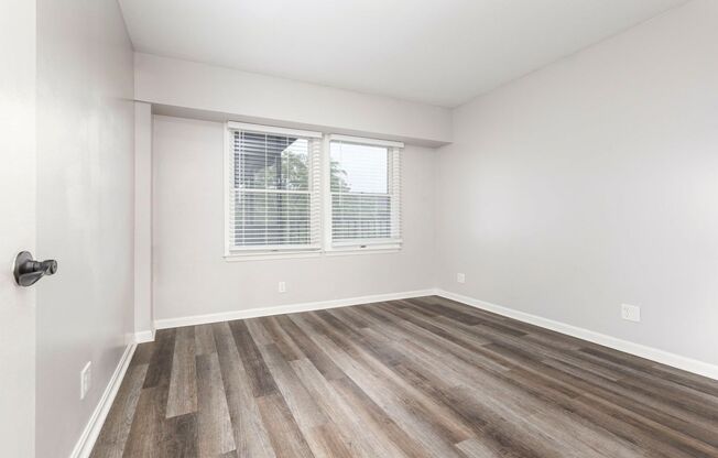 2 beds, 2 baths, 900 sqft, $1,050, Unit 308
