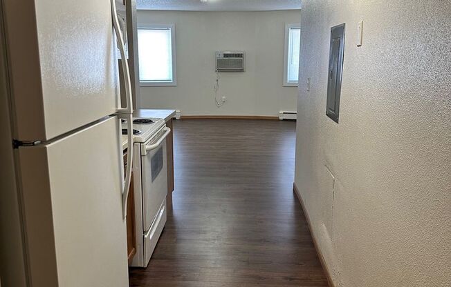 2 beds, 1 bath, 750 sqft, $1,150, Unit 3715-115