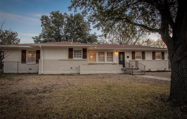 4201 WINFIELD AVE