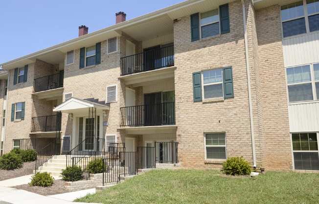 Premier Apartment Communities at Woodridge Apartments, Randallstown, Maryland
