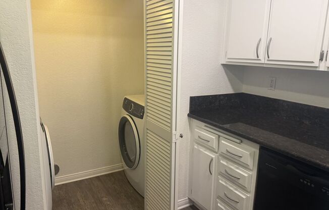 2 beds, 2 baths, 967 sqft, $2,910, Unit 301