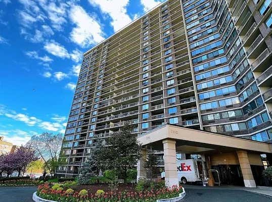 1 bed, 1 bath, 800 sqft, $2,680, Unit 2M
