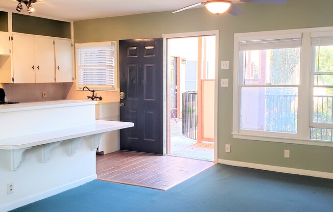 709 W 26th St Apt 13