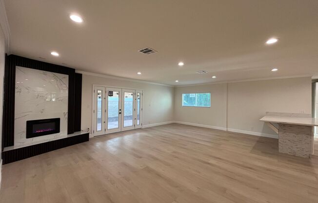 Upgraded + freshly prepped 3+2.5 in Granada Hills!