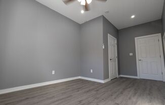 3 beds, 1 bath, $1,850, Unit 2nd Floor